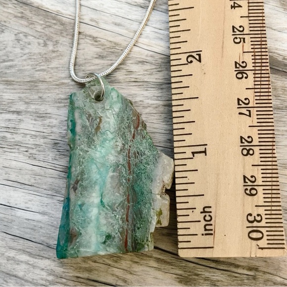 Dainty Rough Green Druzy Chrysocolla Pendant Necklace - Picture 5 of 7